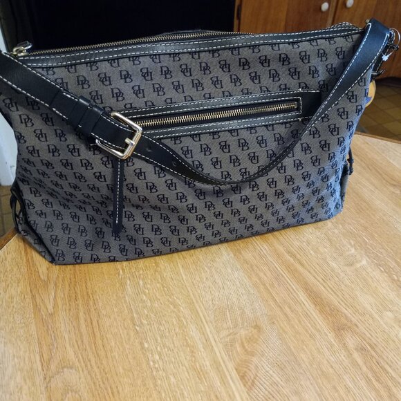 DOONEY & BOURKE SIGNATURE MONOGRAM CANVAS & LEATHER SHOULDER HOBO BAG HANDBAG - Picture 5 of 15